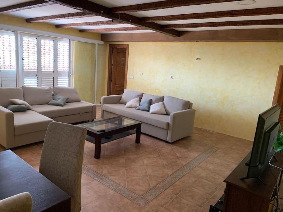 Villa Gloria Los Lopez Bagian luar foto